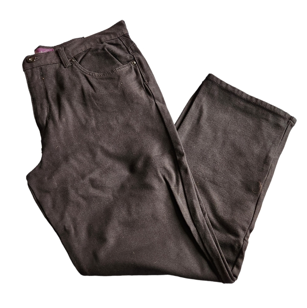GLORIA VANDERBILT  size 14P  stretchy dress pants. Rhinestones on pockets.